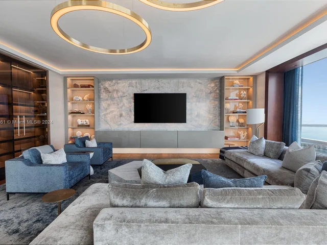 1425 Brickell Ave, Miami FL 33131