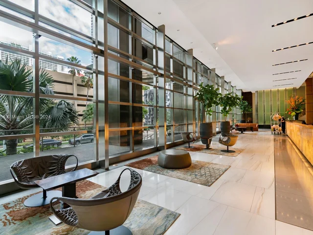 1425 Brickell Ave, Miami FL 33131