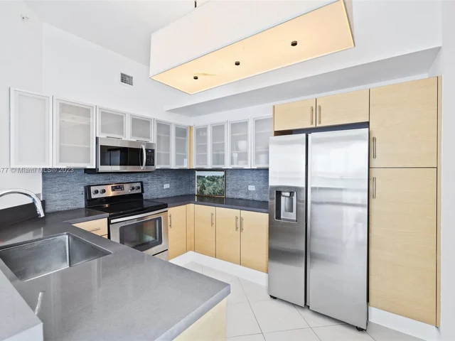 725 NE 22nd St # 7F, Miami FL 33137