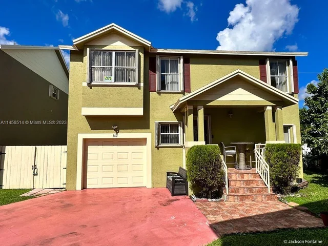 380 NW 102nd Ter, Pembroke Pines FL 33026