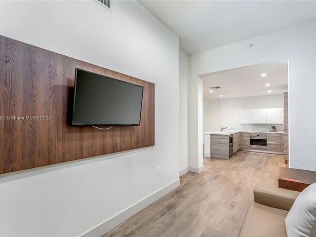 777 N Ocean Dr # S223, Hollywood FL 33019