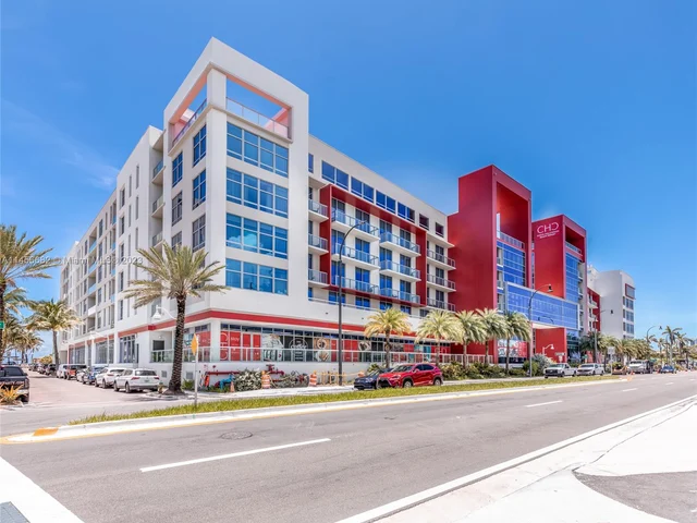 777 N Ocean Dr # S223, Hollywood FL 33019