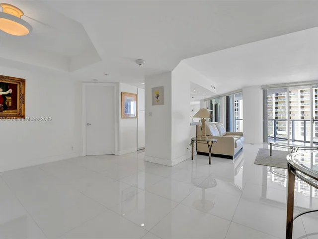 16485 Collins Ave # 1435, Sunny Isles Beach FL 33160