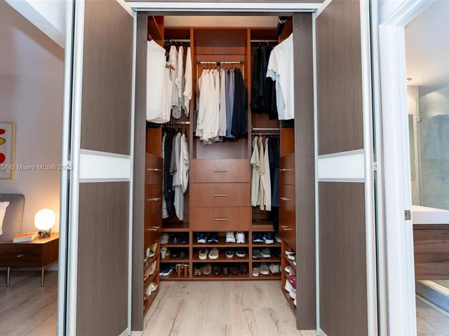 251 Crandon Blvd # 510, Key Biscayne FL 33149