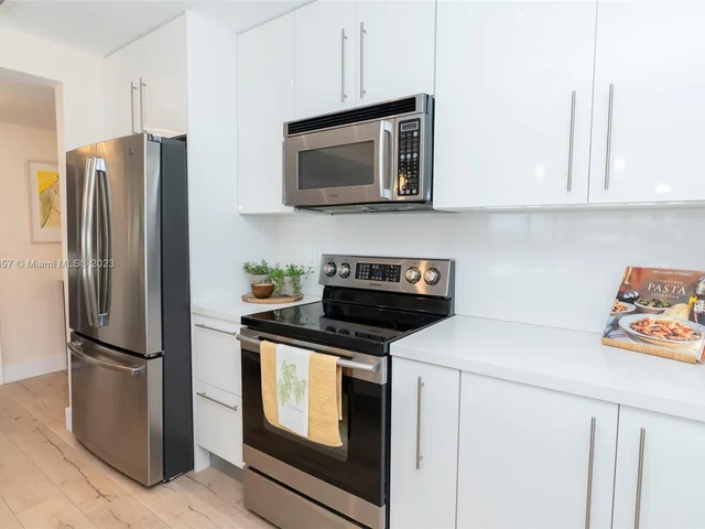 251 Crandon Blvd # 510, Key Biscayne FL 33149