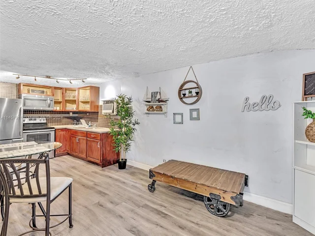 1101 NE 14th Ave # 2, Fort Lauderdale FL 33304