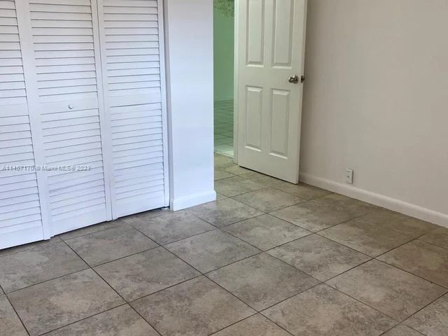 9430 Live Oak Pl # 205, Davie FL 33324