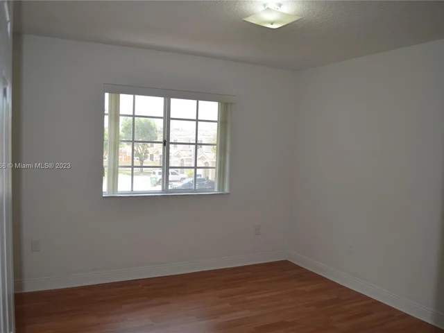 13990 SW 260th St # 102, Homestead FL 33032