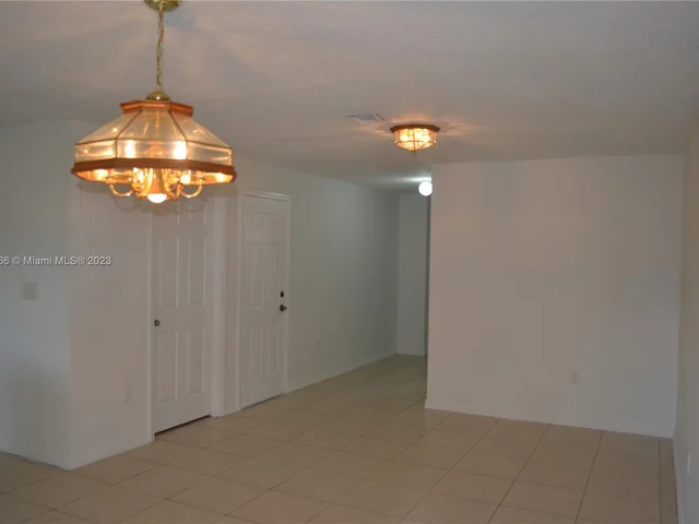 13990 SW 260th St # 102, Homestead FL 33032