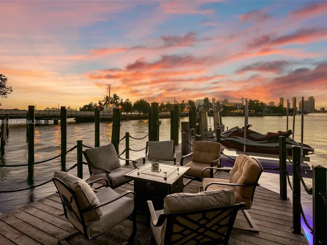 244 W San Marino Dr, Miami Beach FL 33139