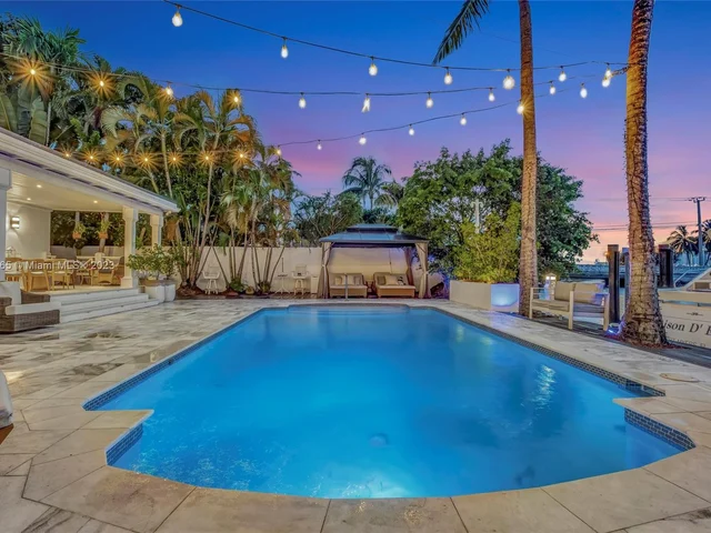 244 W San Marino Dr, Miami Beach FL 33139