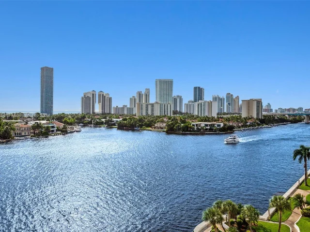 19707 Turnberry Way # 9J, Aventura FL 33180