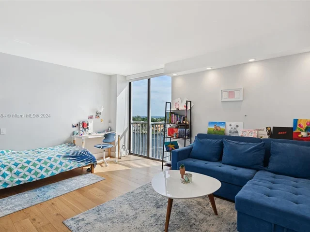 19707 Turnberry Way # 9J, Aventura FL 33180