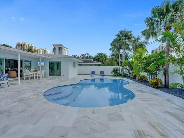 1251 Morse Blvd, Riviera Beach FL 33404