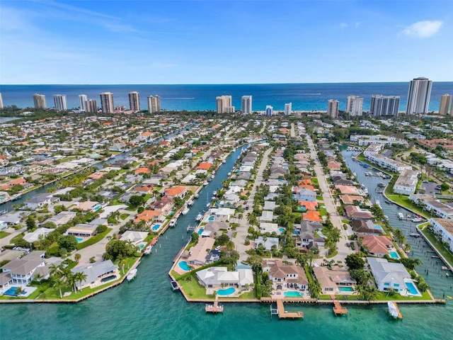 1251 Morse Blvd, Riviera Beach FL 33404