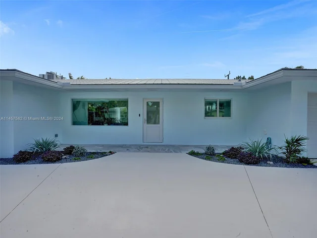 1251 Morse Blvd, Riviera Beach FL 33404