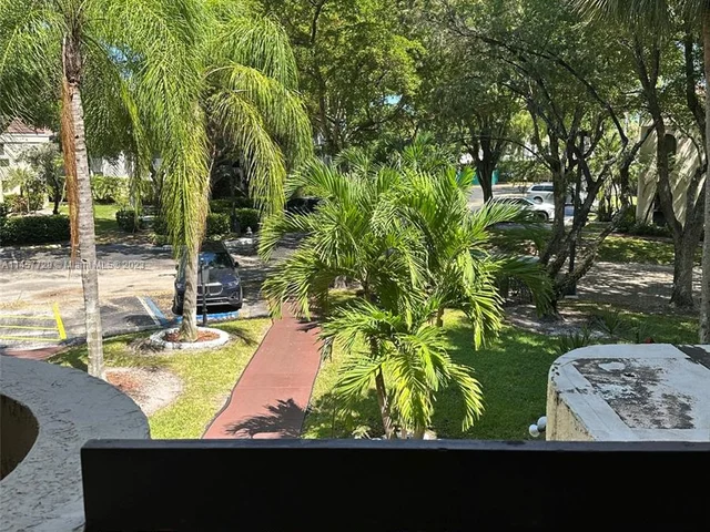 6328 W Longboat Ln W # 201, Boca Raton FL 33433