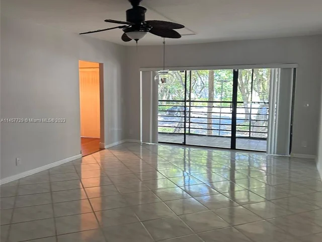 6328 W Longboat Ln W # 201, Boca Raton FL 33433