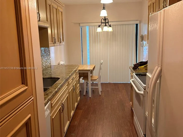 6328 W Longboat Ln W # 201, Boca Raton FL 33433