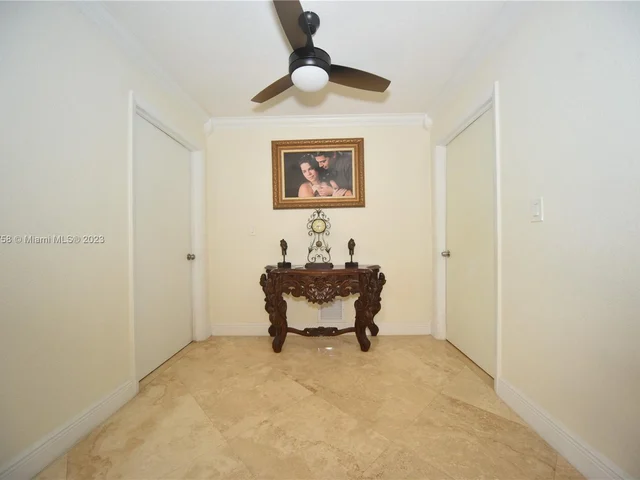 10000 SW 45th St, Miami FL 33165