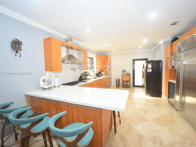 10000 SW 45th St, Miami FL 33165