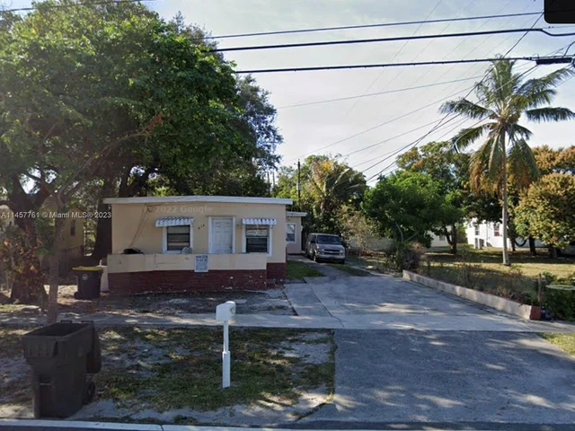 414 Phippen Waiters Rd # 1, Dania Beach FL 33004