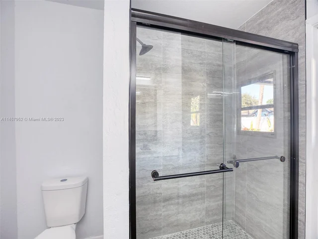 7971 SW 30th St, Davie FL 33328