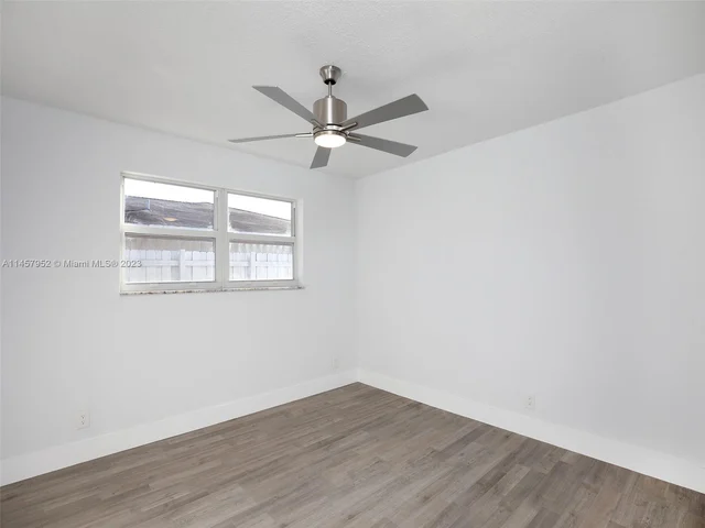 7971 SW 30th St, Davie FL 33328