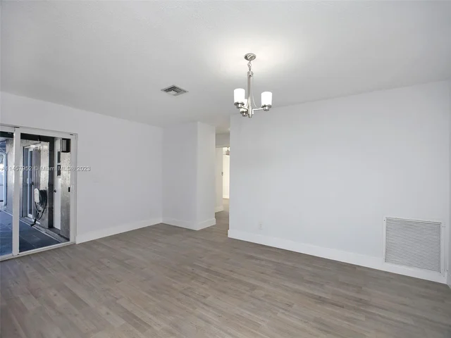 7971 SW 30th St, Davie FL 33328