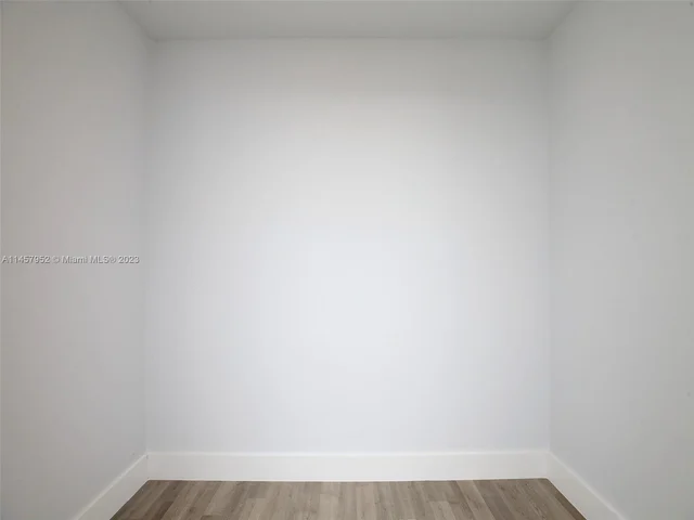 7971 SW 30th St, Davie FL 33328