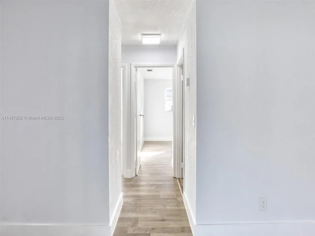 7971 SW 30th St, Davie FL 33328