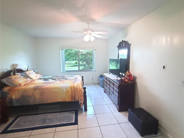 1200 SW 125th Ave # 315L, Pembroke Pines FL 33027
