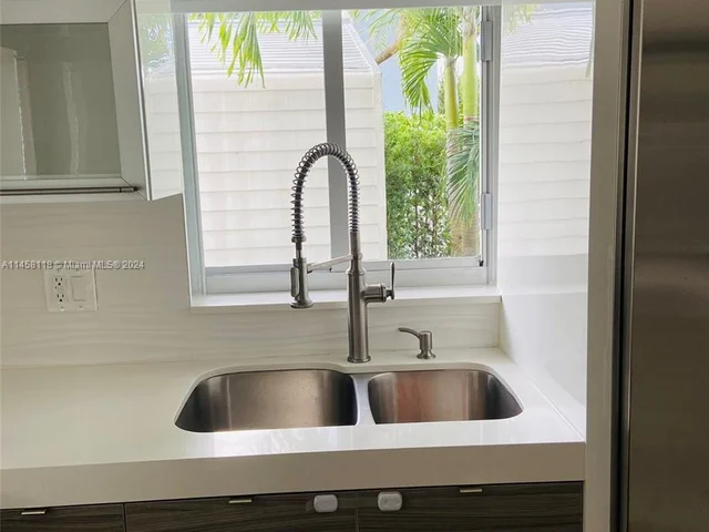 865 Michael St # 865, Miami Beach FL 33141