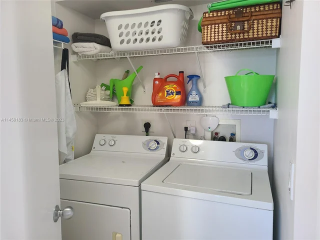 21055 Yacht Club Dr # 1602, Aventura FL 33180