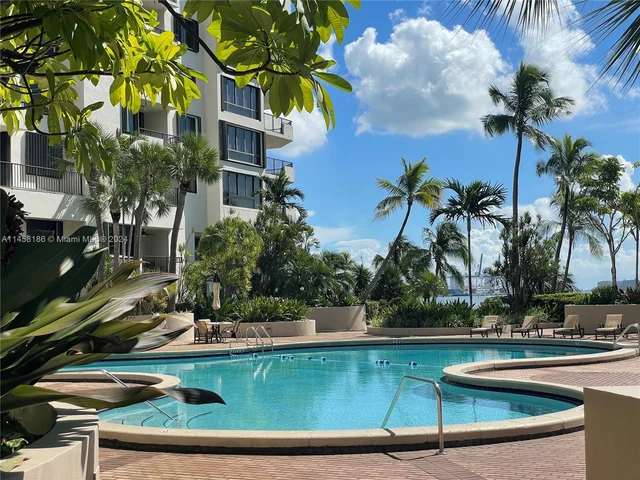 520 Brickell Key Dr # A1003, Miami FL 33131