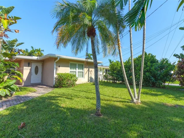 2612 Tortugas Ln, Fort Lauderdale FL 33312