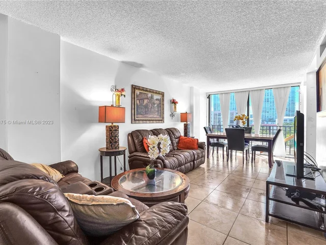 17021 N Bay Rd # 716, Sunny Isles Beach FL 33160