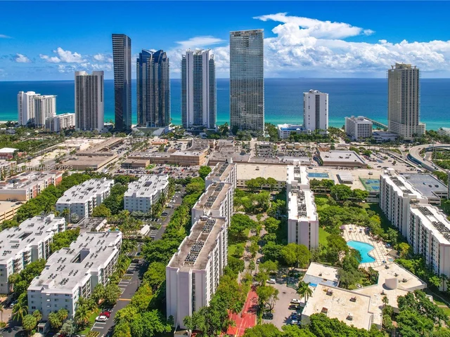 17021 N Bay Rd # 716, Sunny Isles Beach FL 33160