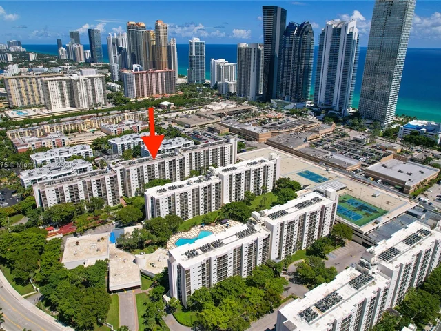 17021 N Bay Rd # 716, Sunny Isles Beach FL 33160