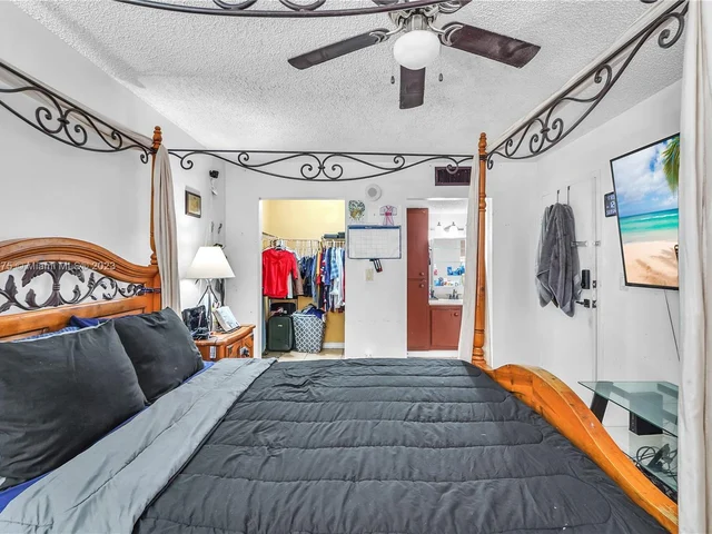 17021 N Bay Rd # 716, Sunny Isles Beach FL 33160