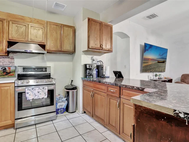 630 SW 31st Ave, Fort Lauderdale FL 33312