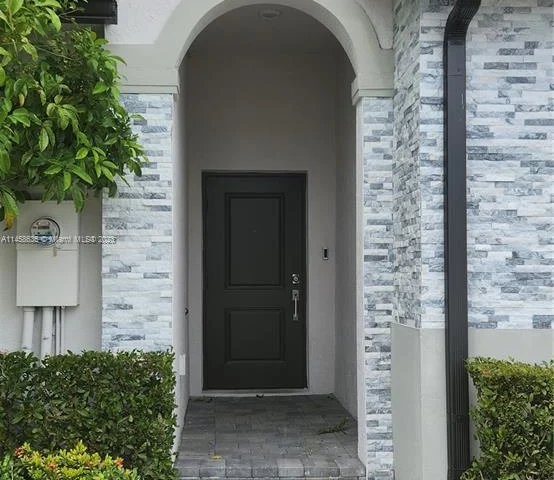 14729 SW 181st Ter, Miami FL 33187