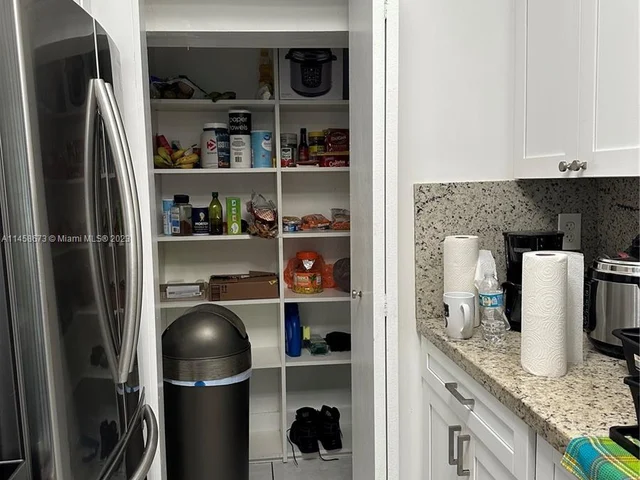 5251 SW 7th St, Miami FL 33134