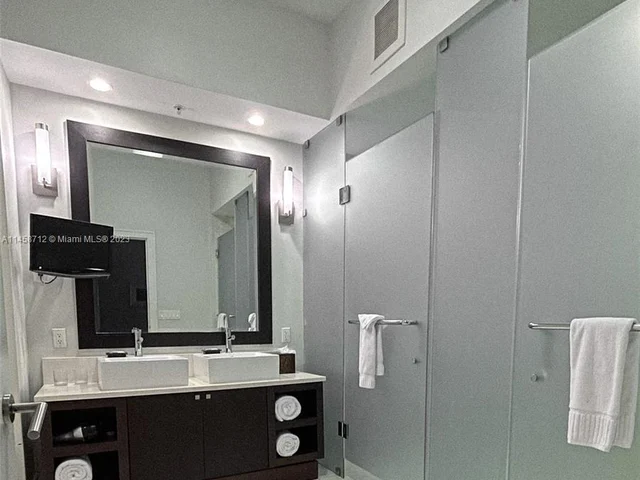 5300 NW 87th Ave # 1408, Doral FL 33178