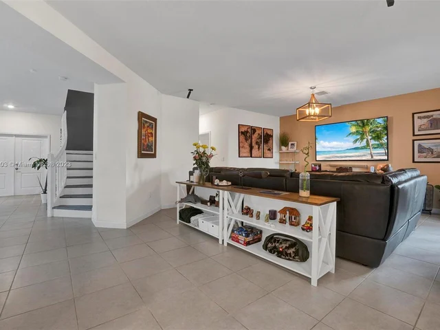 28458 SW 133rd Ct, Homestead FL 33033