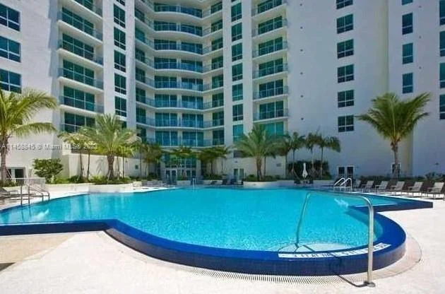 300 S Biscayne Blvd # 626, Miami FL 33131