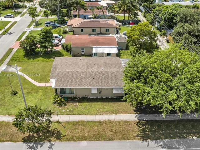 1499 NE 174th St, North Miami Beach FL 33162