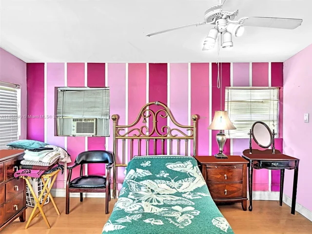 1499 NE 174th St, North Miami Beach FL 33162