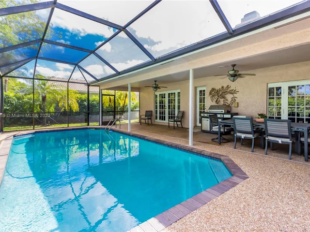 695 NW 107th Ln, Coral Springs FL 33071