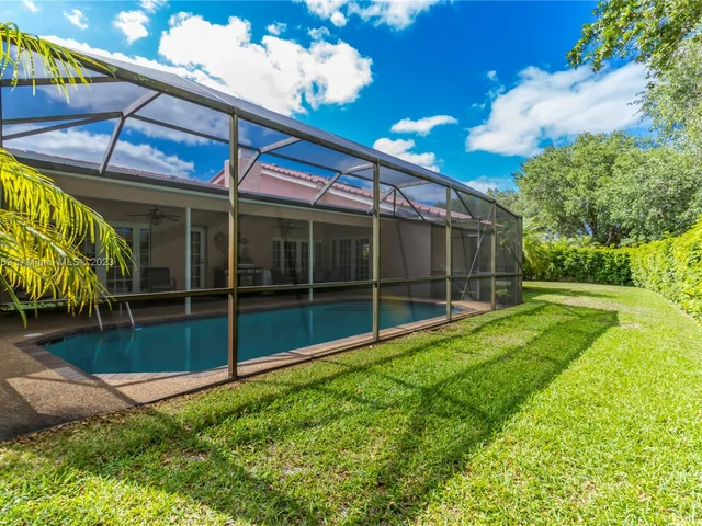 695 NW 107th Ln, Coral Springs FL 33071